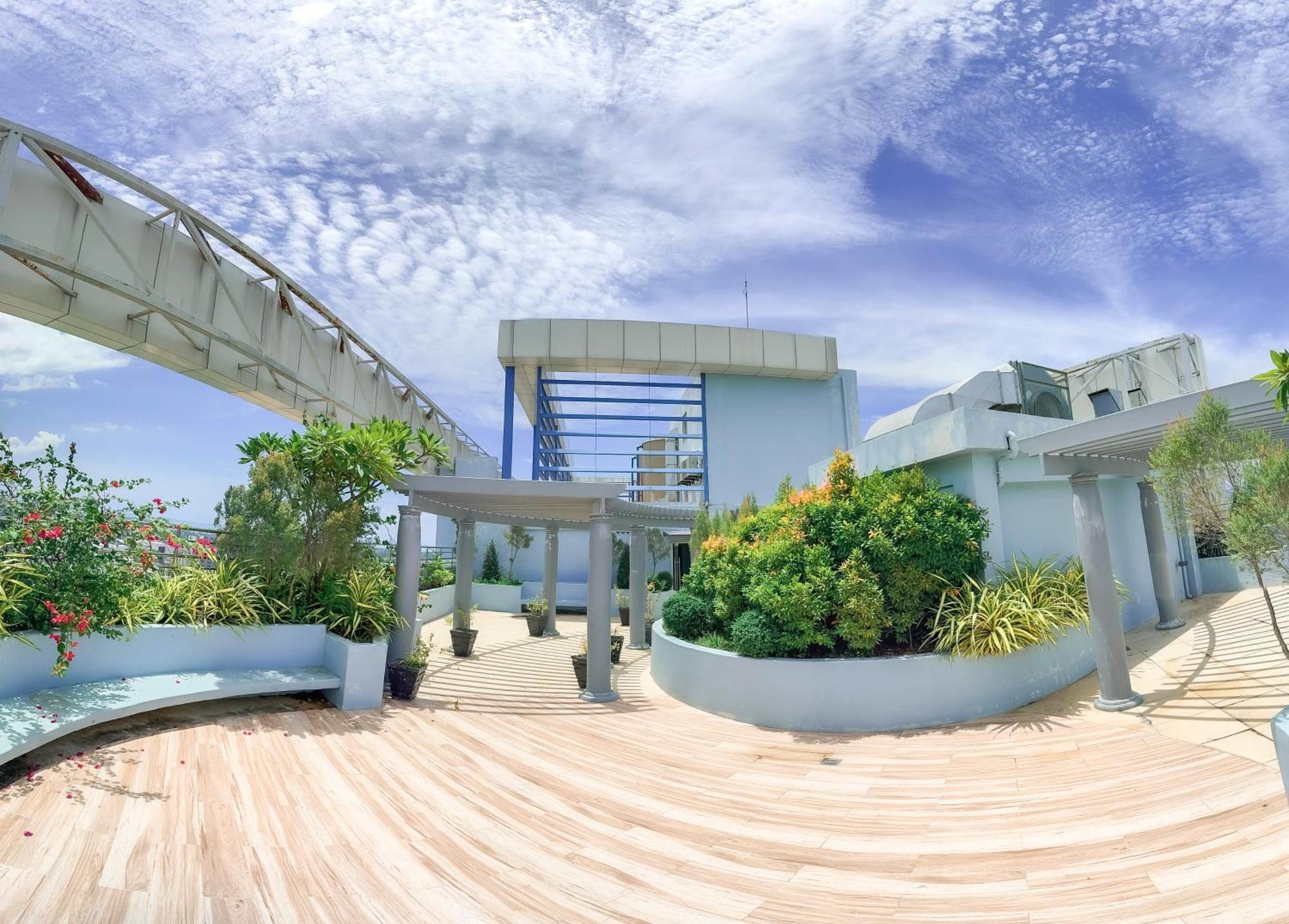 The Loop 2Br Fully Furnished Corner Unit W Balcony Apartment Cagayan de Oro Luaran gambar